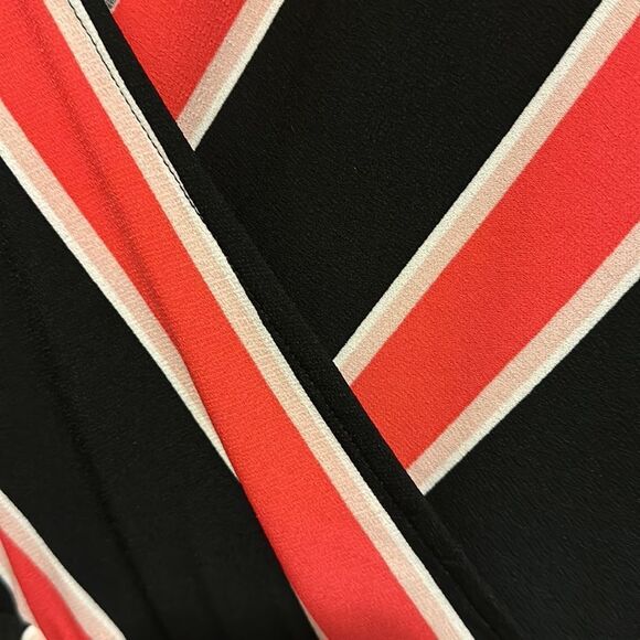 NWT-TORRID TED STRIPED CREPE WRAP DRESS - Picture 2 of 6